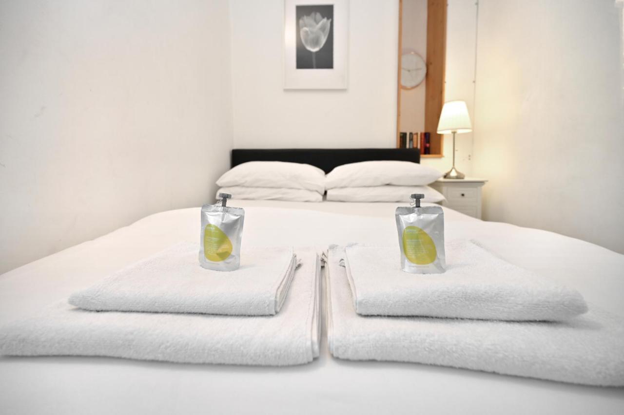 لندن Nice Apartment - Great Portland St, Regents Pk, Euston المظهر الخارجي الصورة