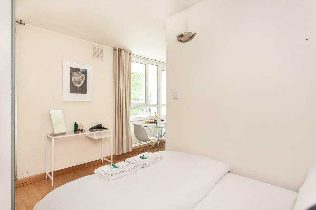 لندن Nice Apartment - Great Portland St, Regents Pk, Euston المظهر الخارجي الصورة